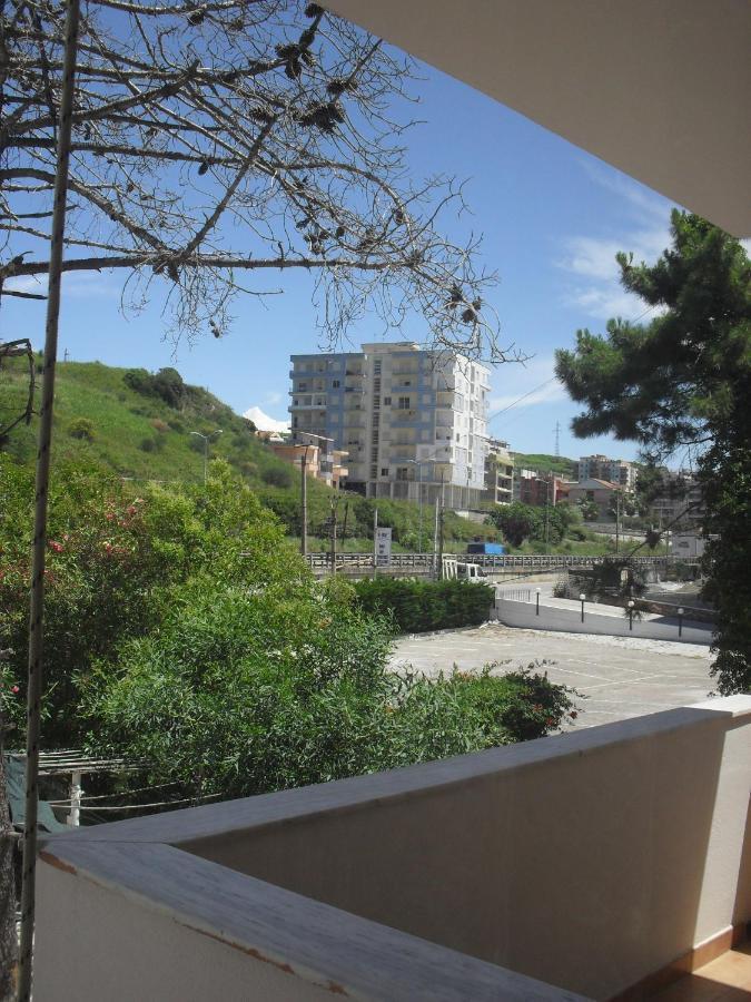 Daniele 2* Durrës